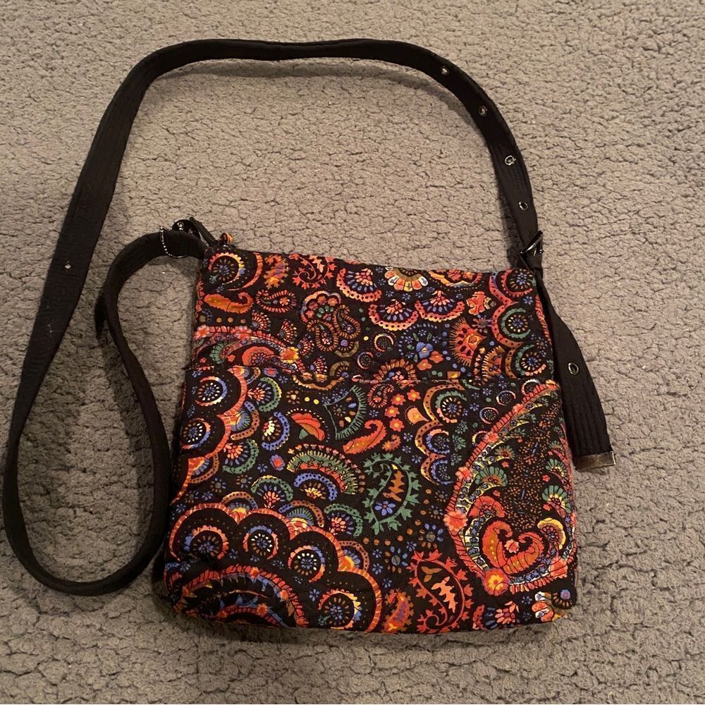 Donna Sharp Crossbody Purse - Picture 4 of 14